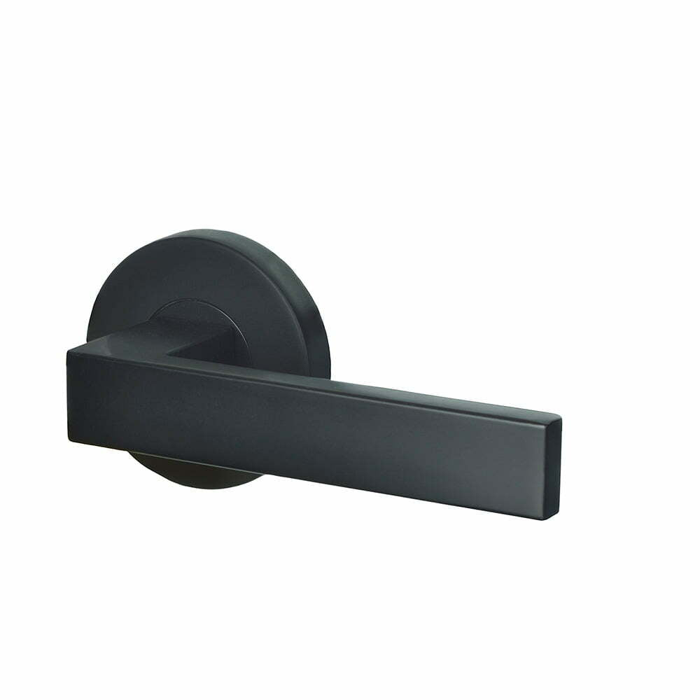Miles Nelson Skyler Lever Matt Black